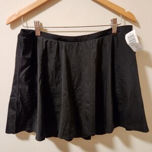 NWT - Torrid - High Waist Skater Swim Skirt - 2X- Black